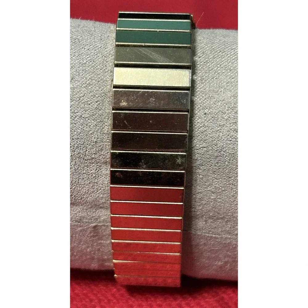 Vintage Remington Electra 23 Lifetime Mainspring‎ Gold Tone Manual Winding Watch